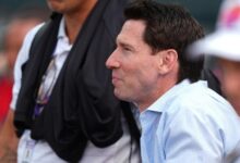 Breslow won’t concede as Red Sox near deadline