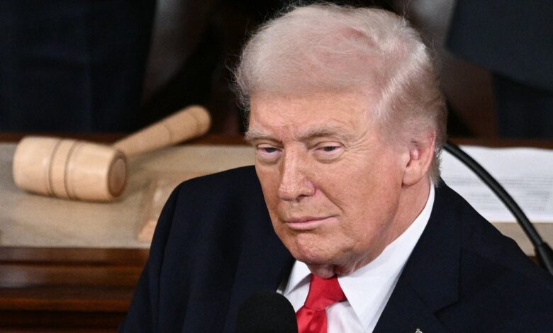Thousands of Federal Lawyers Quit as Trump Cheers Thousands of Federal Lawyers Quit as Trump Cheers