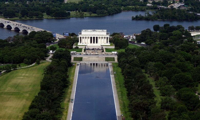 Trump’s Reflecting Pool overhaul hits algae problem fast
