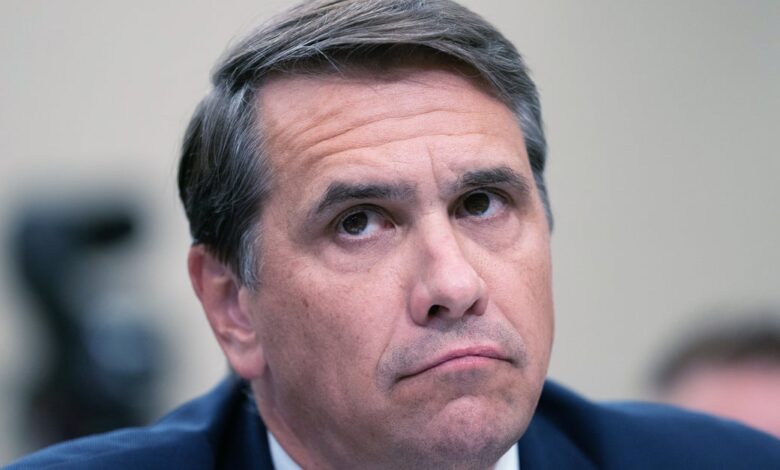Judge Freezes Trump’s Fund Plan for Jan. 6 Rioters