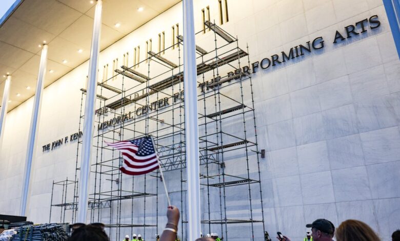 Trump’s name is stripped from Kennedy Center facade Trump’s name is stripped from Kennedy Center facade