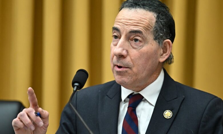 Raskin presses White House on Trump’s doctors count