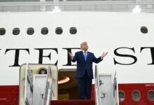 Trump Flies In Qatar Jet as Air Force One Bridge