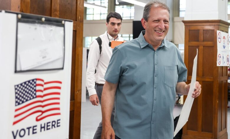 Brad Lander edges past Dan Goldman in New York primary