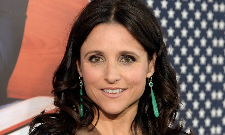 Julia Louis-Dreyfus Warns Trump Crackdown Targets Comedians