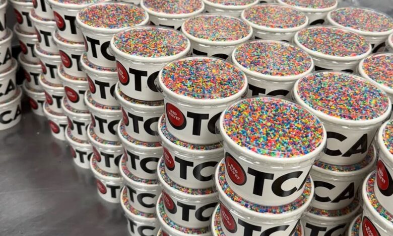 Dot cake mania: TikTok turns a dessert into business