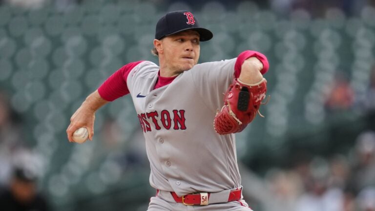 Sonny Gray beats Yankees in first Red Sox start