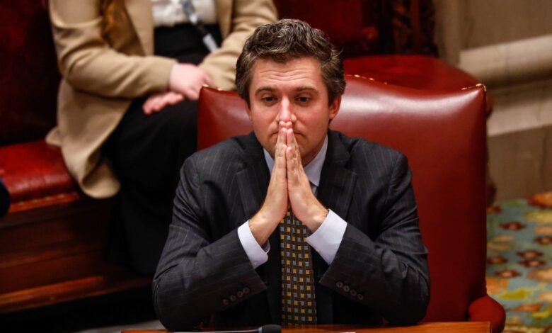 New York senator’s “Texas subsidy” claim faces pushback New York senator’s “Texas subsidy” claim faces pushback