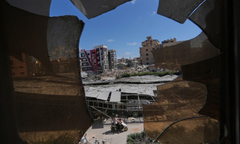 US-Iran talks halted as Lebanon fighting surges US-Iran talks halted as Lebanon fighting surges