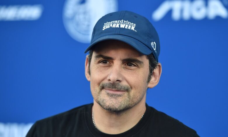 Nashville petition nears 400,000 after Brad Paisley push