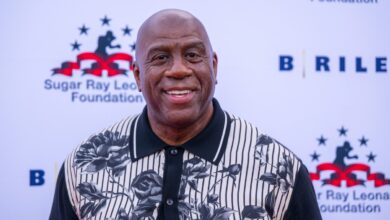 Magic Johnson points to Knicks and a new era Magic Johnson points to Knicks and a new era