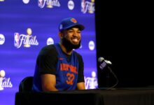 Towns credits God as Knicks stun Spurs in Game 4