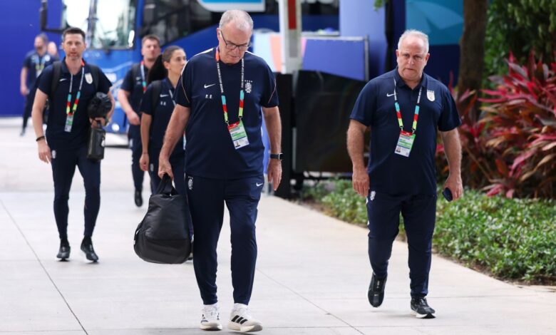 Uruguay’s World Cup team stalled by paperwork delays