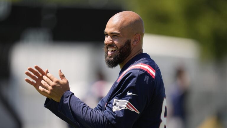 Patriots place Julian Hill on IR for 2026
