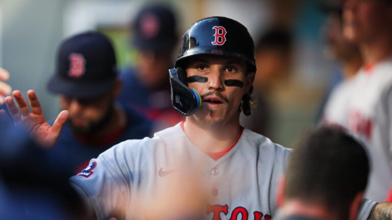 Duran’s eighth-inning shout follows fan escalation at Fenway