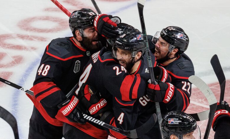 Svechnikov scores late to send Hurricanes to OT Svechnikov scores late to send Hurricanes to OT