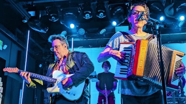 They Might Be Giants turn Factory Showroom into Boston fun
