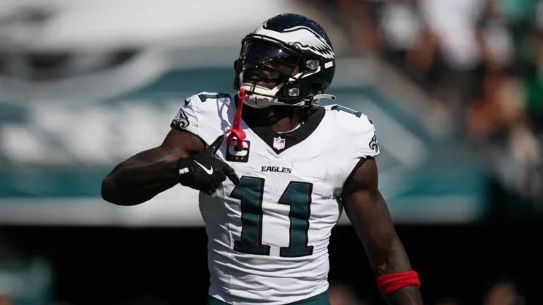 A.J. Brown hinted Patriots dream long before trade