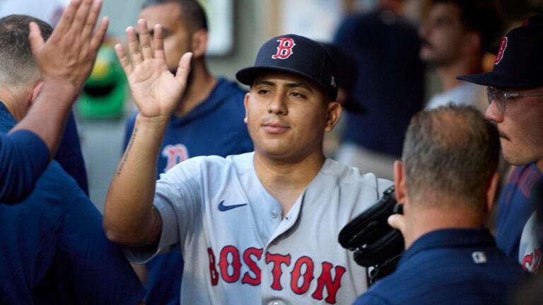 Suarez nearly no-hit Mariners, Red Sox win again Suarez nearly no-hit Mariners, Red Sox win again