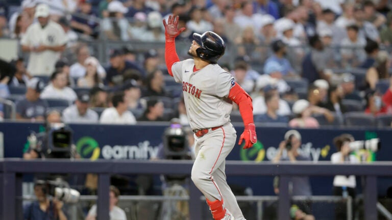 Contreras’ homer lifts Red Sox; cooler incident sparks
