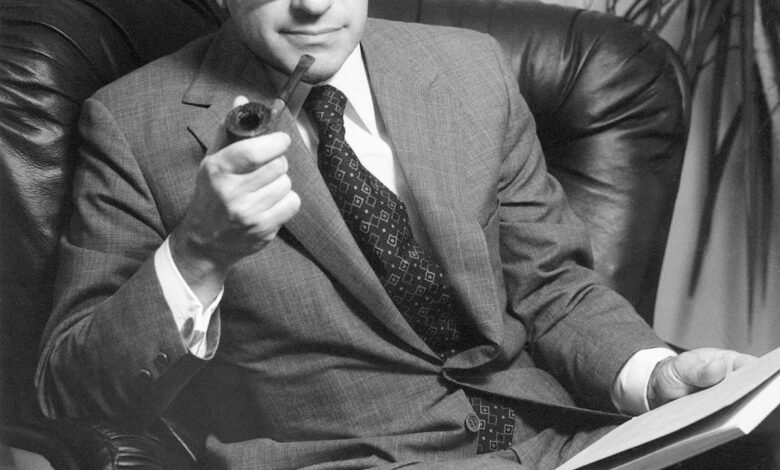 Alan Greenspan dies at 100, era ends Alan Greenspan dies at 100, era ends