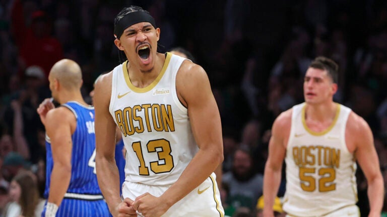 Celtics re-sign Ron Harper Jr. to M deal