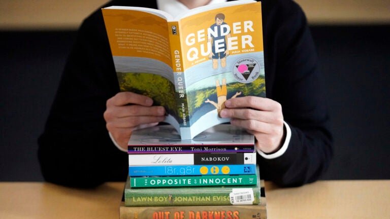 Massachusetts House advances librarian-first book protections