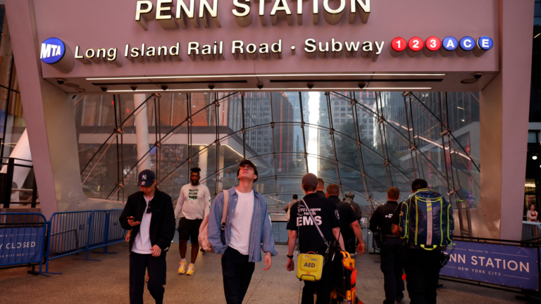 Five injured in Penn Station stabbings; suspect held