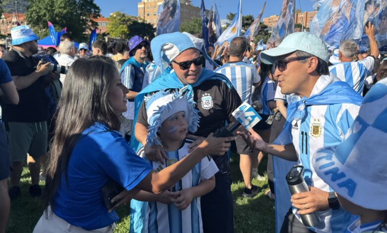 Argentina fans pack Mill Creek Park for banderazo