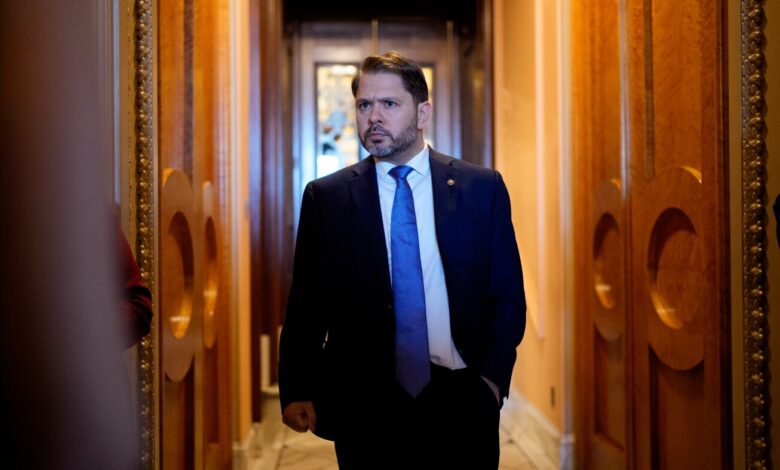 Senate Ethics Committee clears Ruben Gallego of allegations