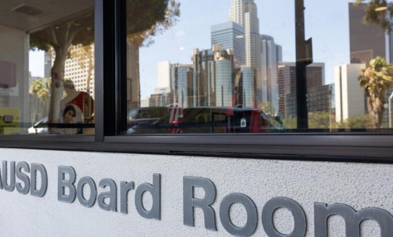 L.A. board approves .6B budget after Carvalho exit L.A. board approves .6B budget after Carvalho exit
