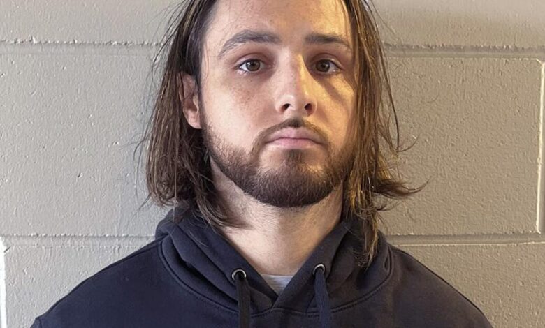 Feds say man lit wildfire in Palisades ‘revenge’ Feds say man lit wildfire in Palisades ‘revenge’