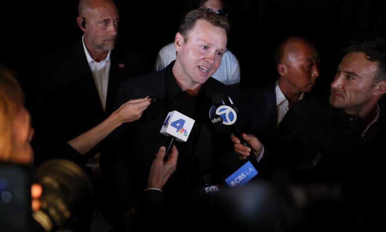 Bass clears first hurdle, but faith could decide LA