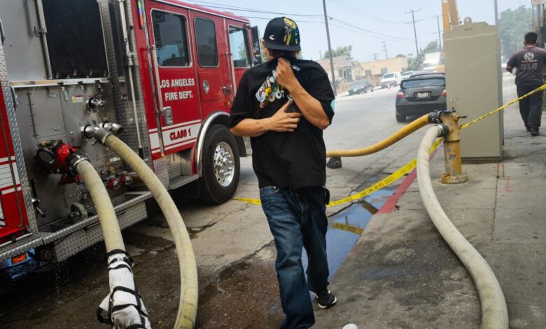 Smoky Boyle Heights fire drifts citywide, health concerns Smoky Boyle Heights fire drifts citywide, health concerns