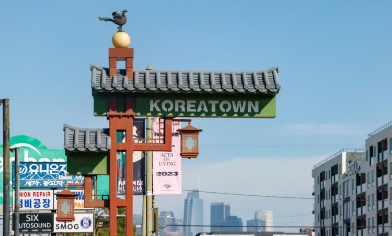 Hostage call leads LAPD to illegal gambling operation; 26 detained