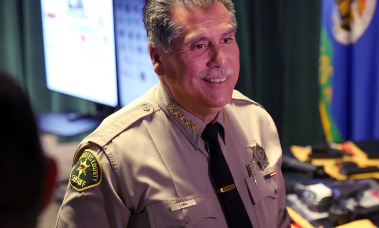 Luna edges Villanueva in early L.A. sheriff vote tally