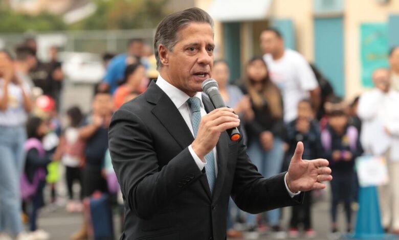 Carvalho resigns as LAUSD superintendent amid federal investigation Carvalho resigns as LAUSD superintendent amid federal investigation