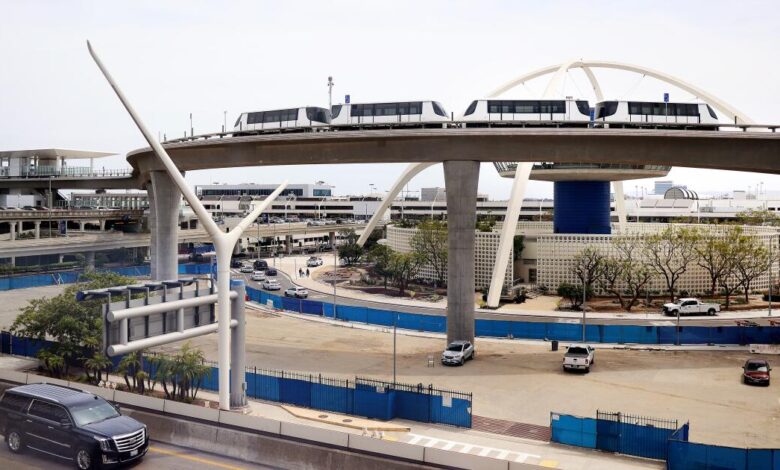 World Cup crowds hit delays as SkyLink still stuck