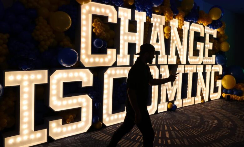 Angelenos demand change as L.A. establishment retreats