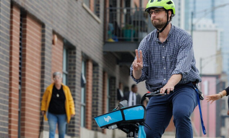 Cyclist Riley O’Neil killed in Bridgeport door crash Cyclist Riley O’Neil killed in Bridgeport door crash