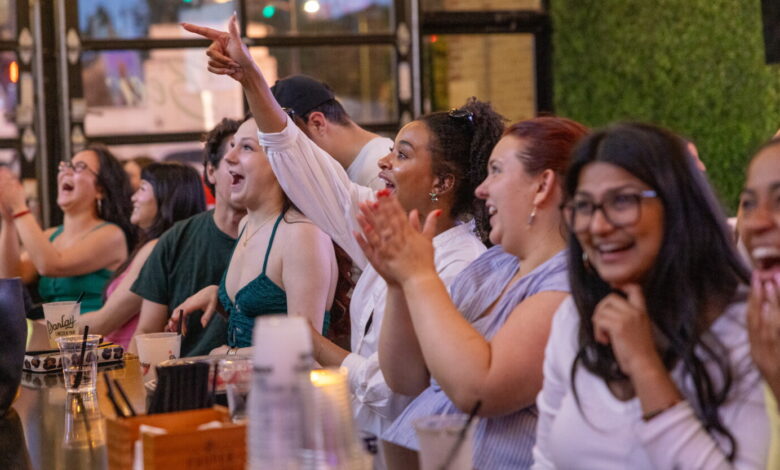 Love Island watch parties fill Chicago bars on weekdays