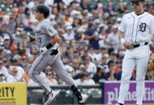 White Sox offense falls flat in 4-1 loss