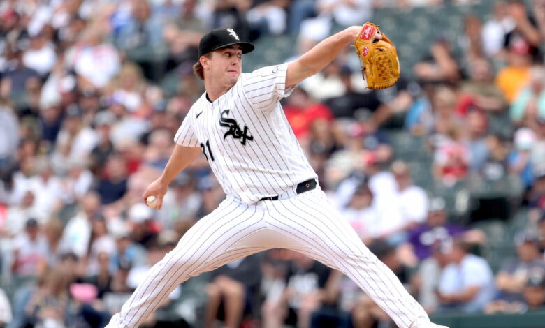 Taylor’s 98-mph burst turns Sox bullpen heat back on