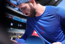 Cubs consider benching Swanson amid offensive slump