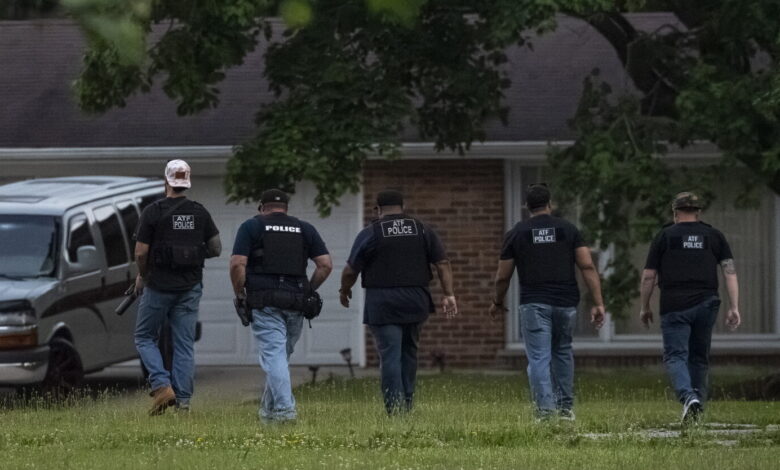 Video challenges FBI affidavit in Country Club Hills shooting