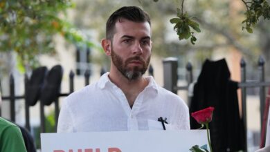 DSA backs Oliver Larkin in Moskowitz primary bid DSA backs Oliver Larkin in Moskowitz primary bid