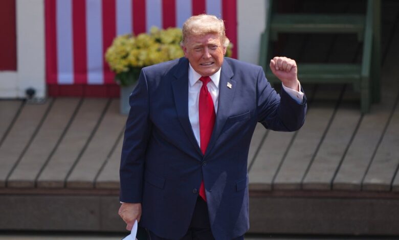 Trump Pardons Abramoff Associate, Emissions Bypass Convicts Trump Pardons Abramoff Associate, Emissions Bypass Convicts