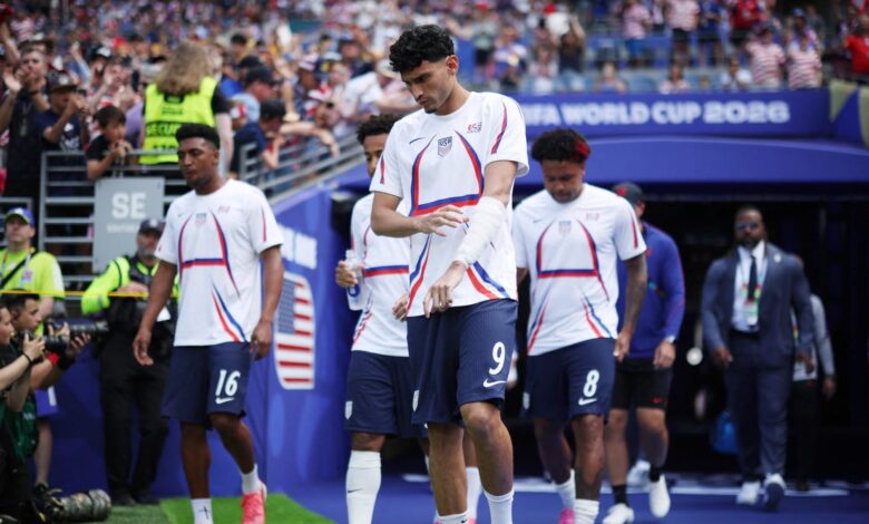 Pepi and Zendejas wait as USMNT faces Bosnia