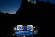 Trump touts exceptionalism at Mount Rushmore amid heat
