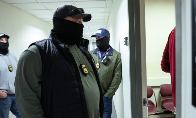 ICE arrests immigrants at Manhattan courts despite judge orders ICE arrests immigrants at Manhattan courts despite judge orders
